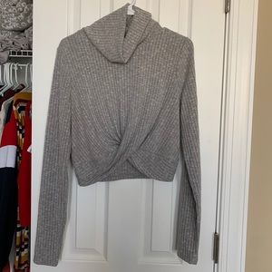 UO Cropped Turtleneck